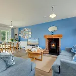 בית נופש Bumblebee - Seaview And Balcony - Part Of The The Bay Village With Pool, Gym And Direct Access, Pub, Restaurant, Tennis And Meadows Walks