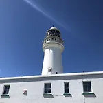 Bumblebee - Seaview And Balcony - Part Of The The Bay Village With Pool, Gym And Direct Access, Pub, Restaurant, Tennis And Meadows Walks *