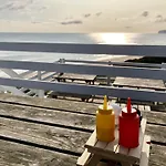 Bumblebee - Seaview And Balcony - Part Of The The Bay Village With Pool, Gym And Direct Access, Pub, Restaurant, Tennis And Meadows Walks בית נופש